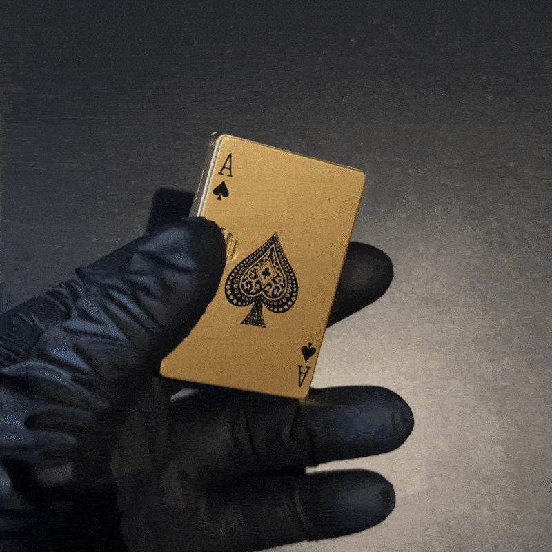 Bricheta "CĂRȚI DE JOC" aurie