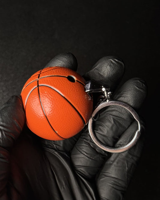 Bricheta "BASCHET" cu breloc