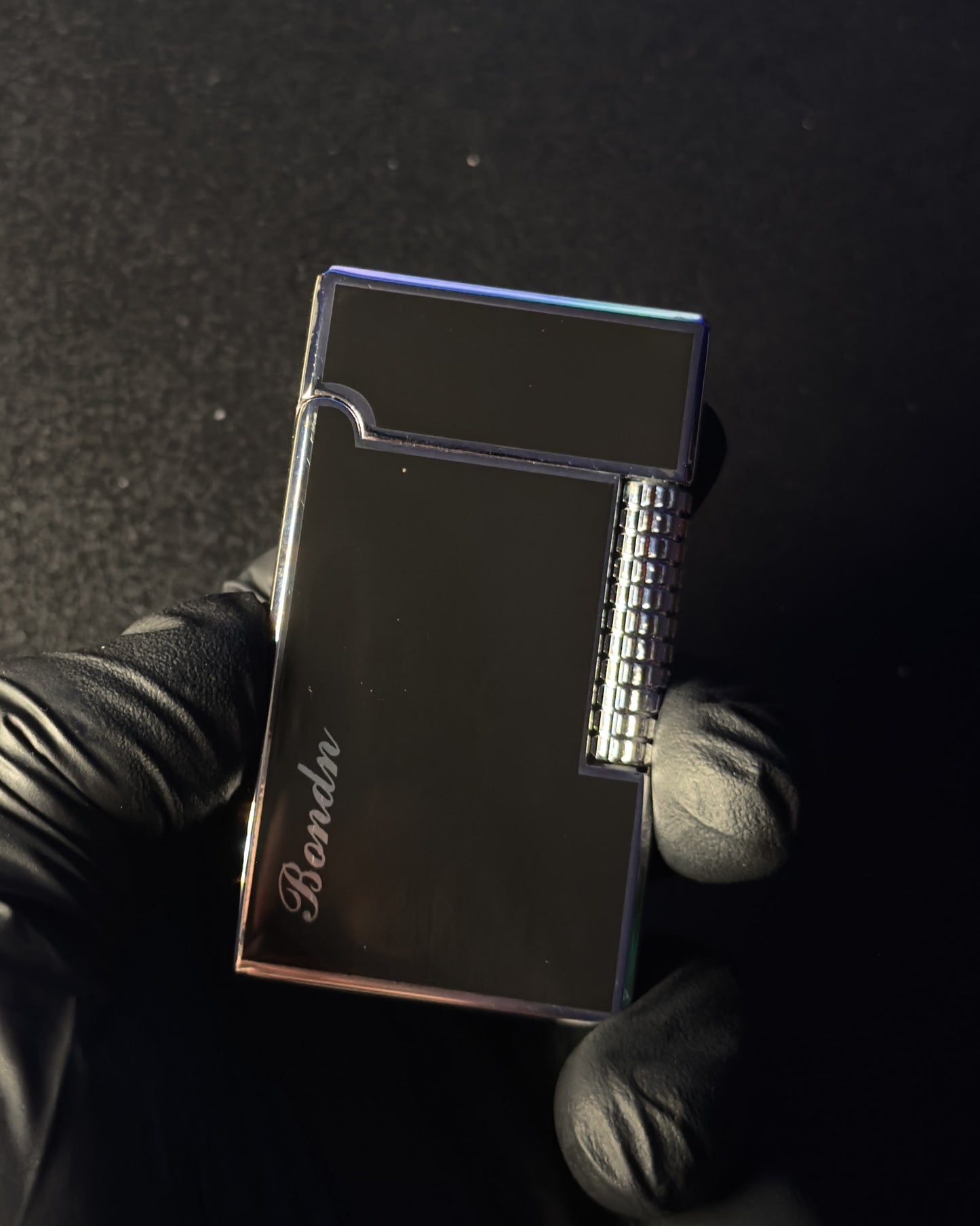 Bricheta "JAMES BONDT"