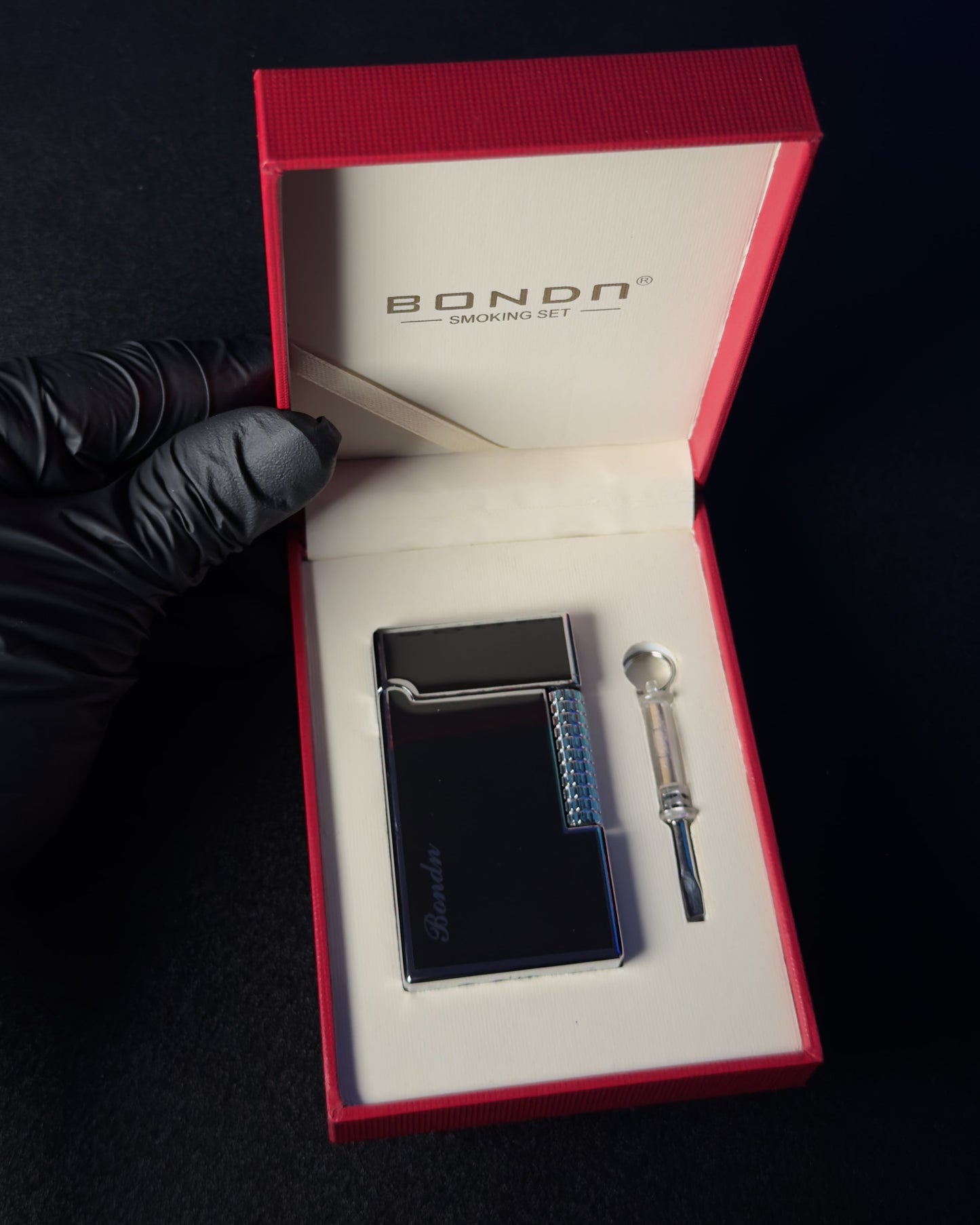 Bricheta "JAMES BONDT"